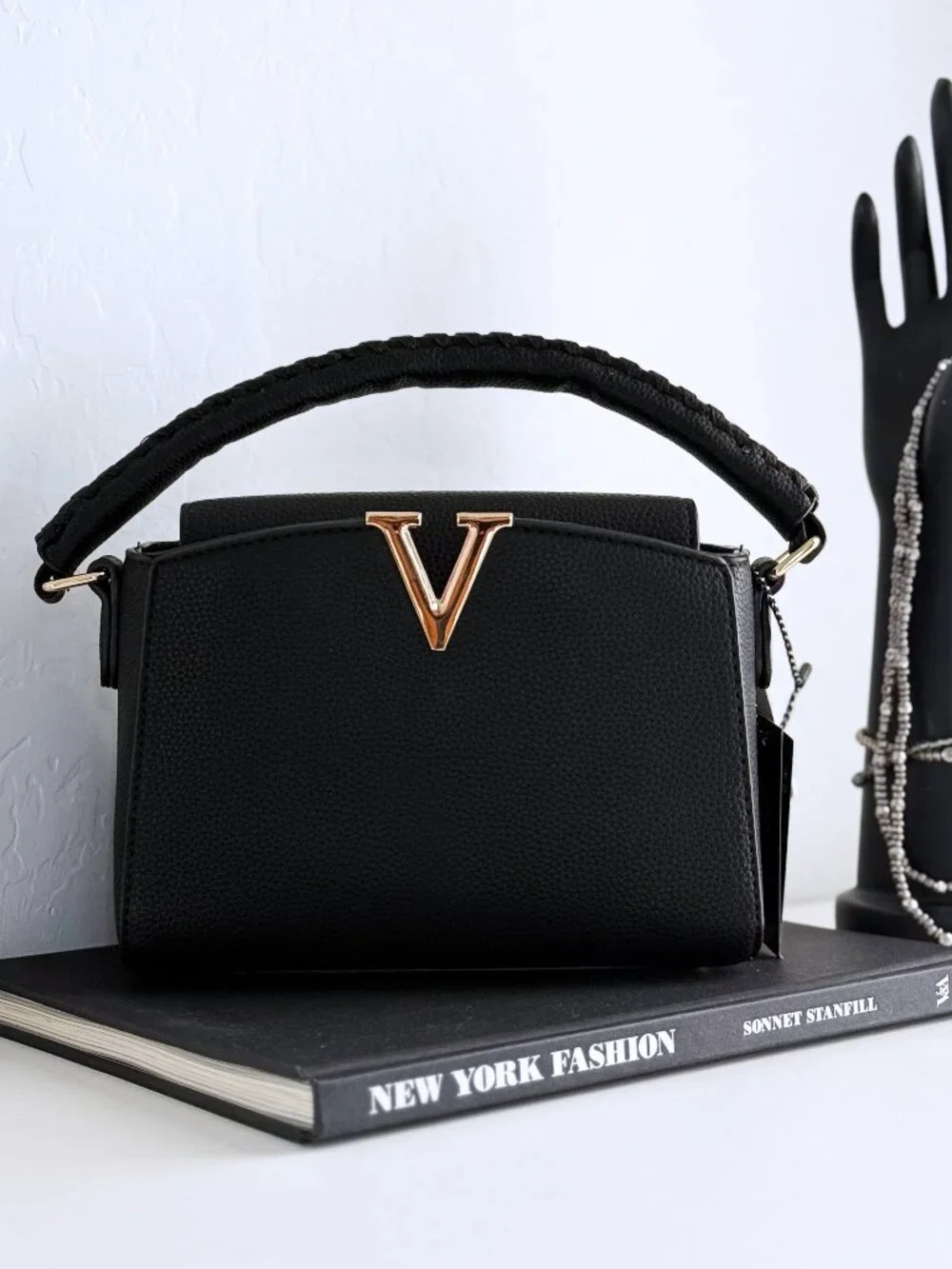 Bag Black Small V Metal Detail